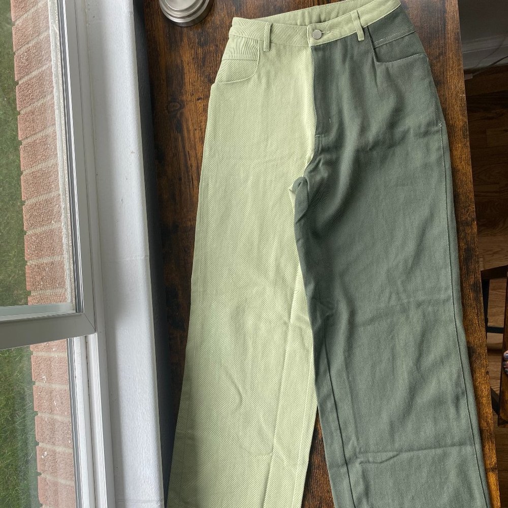 Two Tone Green Pants!